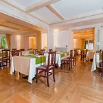 Serena Cortina 3*