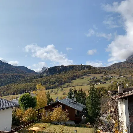 Serena Cortina Hotel 3*