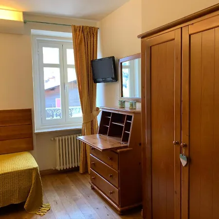 Serena Cortina 3*