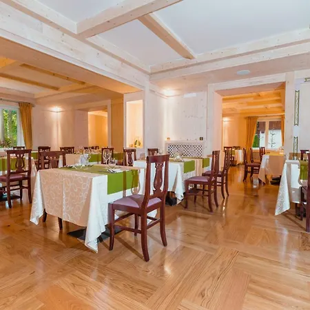 Serena Cortina Hotel