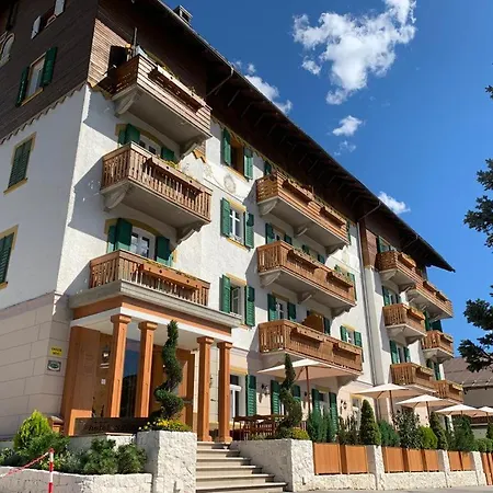 Hotel Serena Cortina