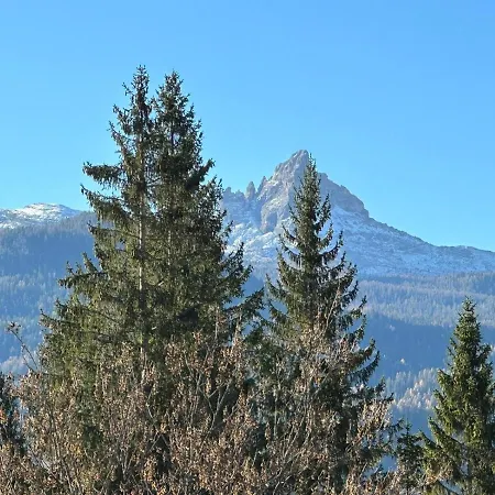 Serena Cortina Hotel