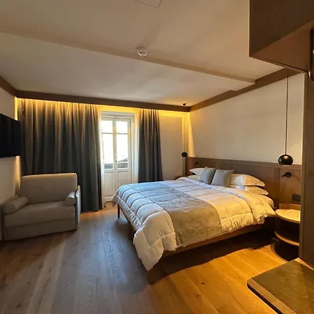 Serena Cortina Hotel 3*