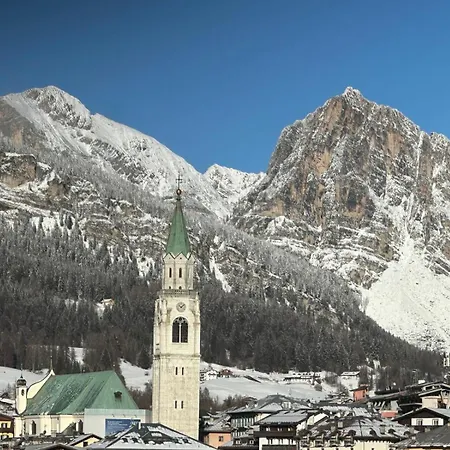 Hotel Serena Cortina 3*