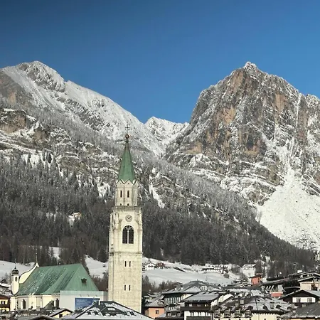Hotel Serena Cortina 3*
