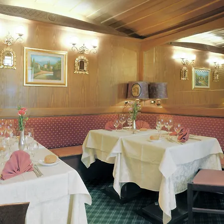 Serena Cortina Hotel
