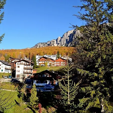 Serena Cortina 3* Cortina d'Ampezzo