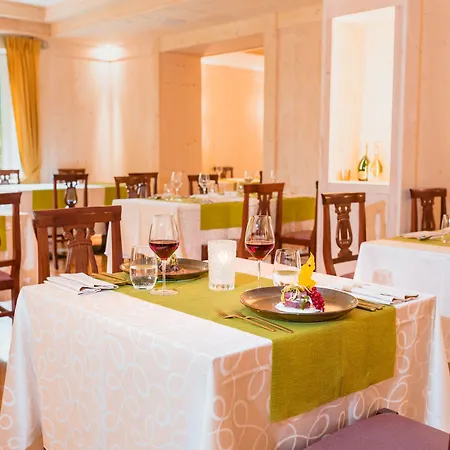 Serena Cortina Hotel