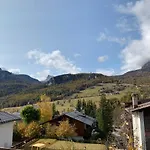 Serena Cortina Отель 3*