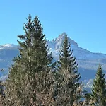 Serena Cortina Hotel