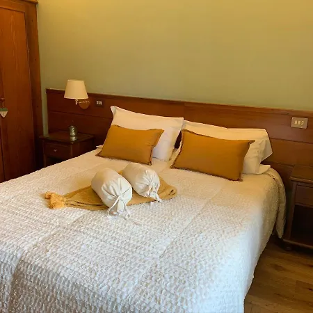 מלון Serena Cortina