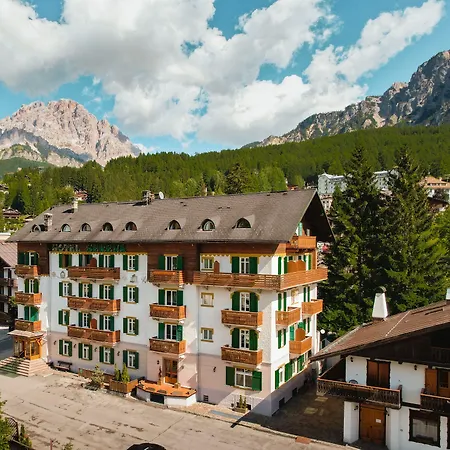 Serena Cortina 3* Cortina dʼAmpezzo