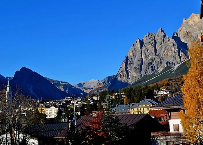 Szálloda Serena Cortina 3*